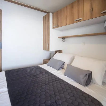 2 Bedroom With Terrace Nyaraló